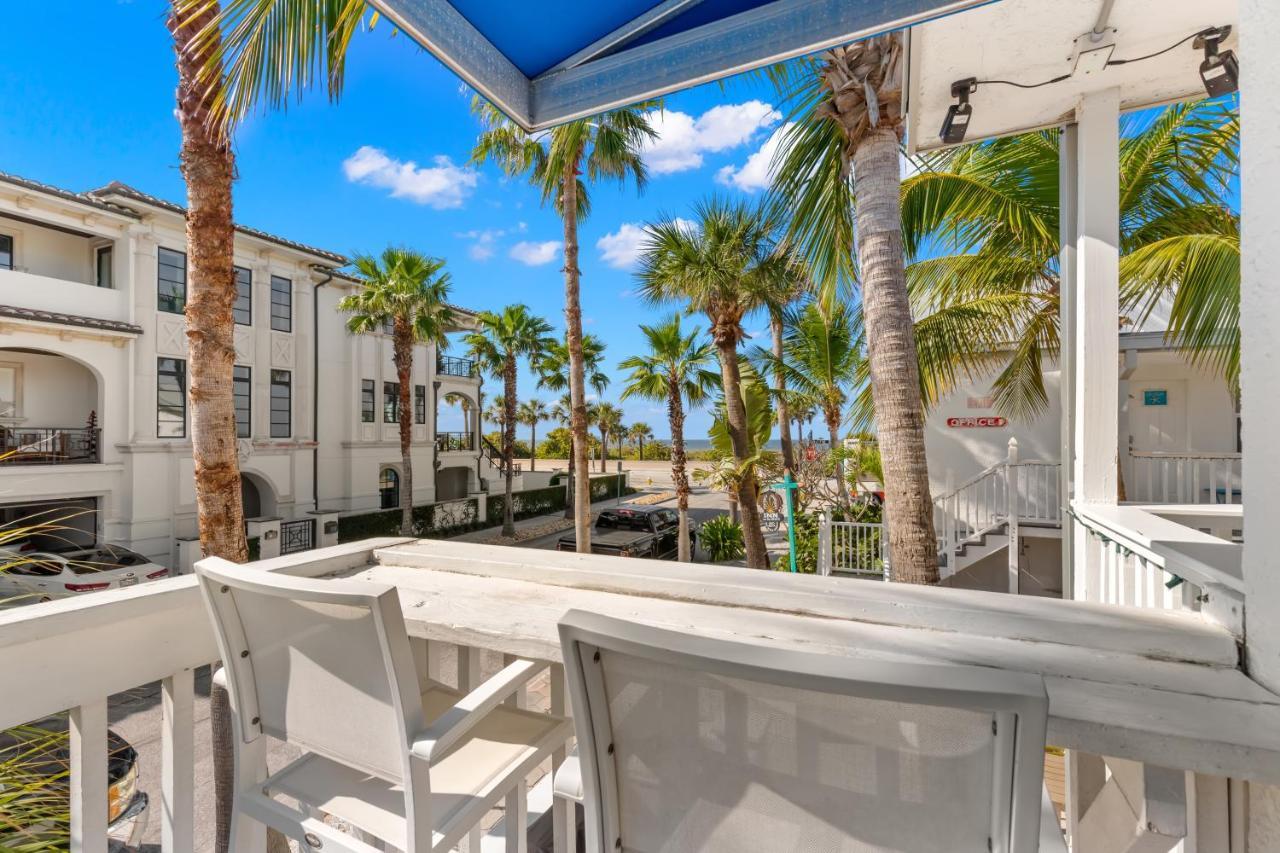 Inn On The Beach St. Pete Beach Exterior photo